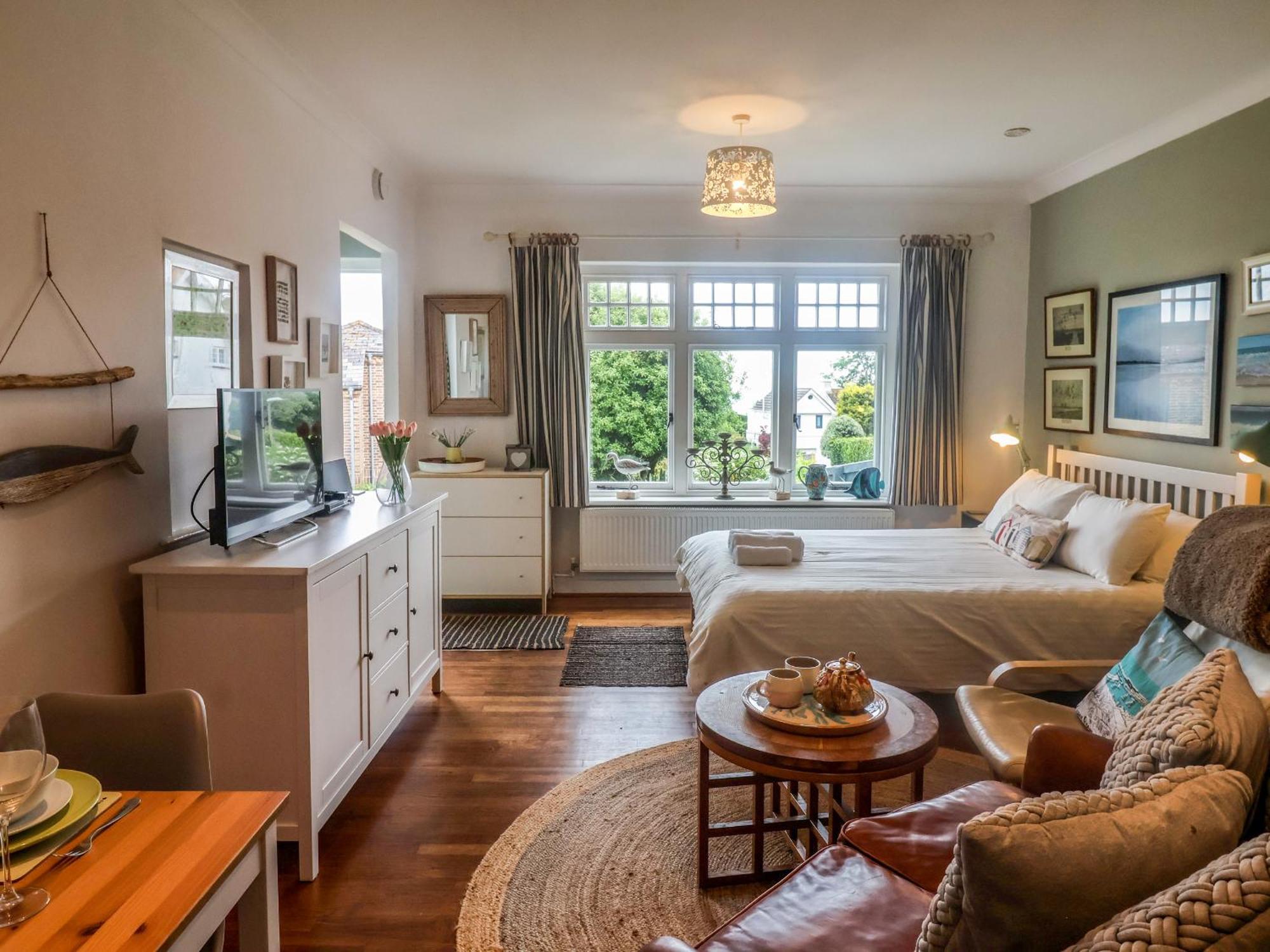 The Apartment At Queen Anne'S Lodge Lyme Regis Exteriér fotografie