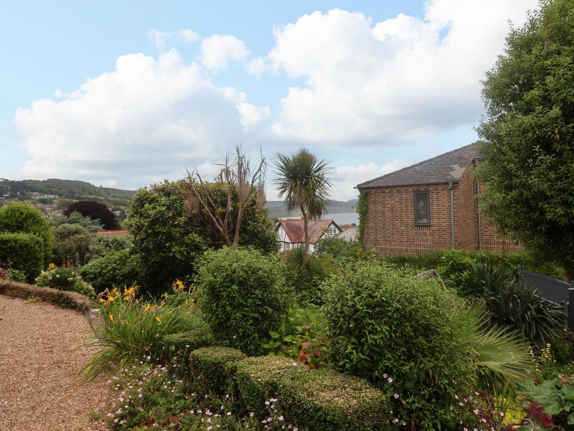 The Apartment At Queen Anne'S Lodge Lyme Regis Exteriér fotografie