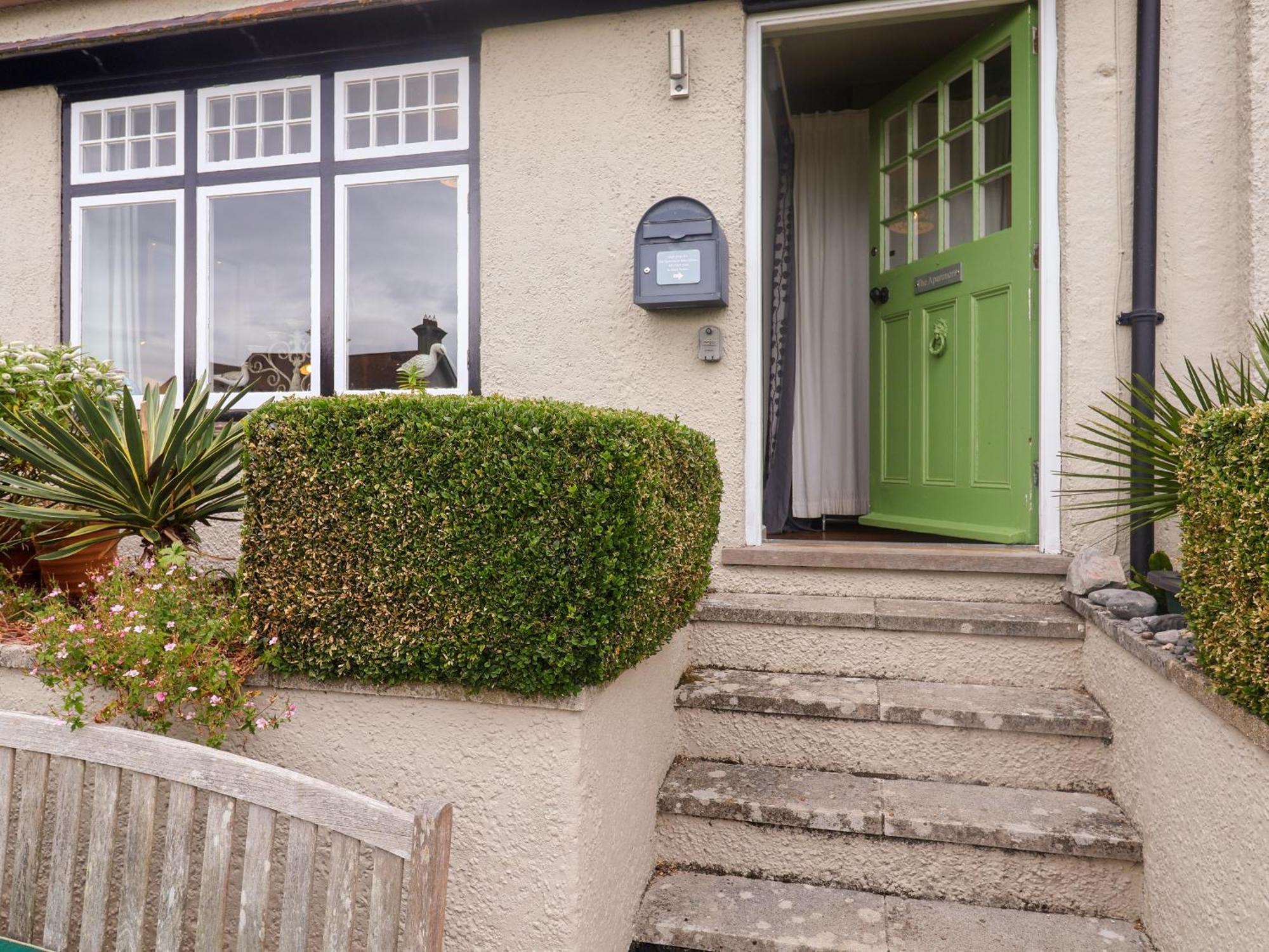 The Apartment At Queen Anne'S Lodge Lyme Regis Exteriér fotografie